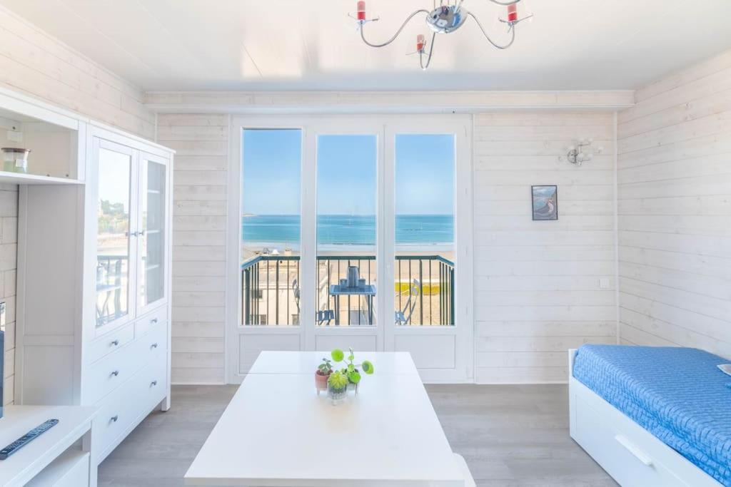 Studio Centre Belle Vue Mer Динар Экстерьер фото
